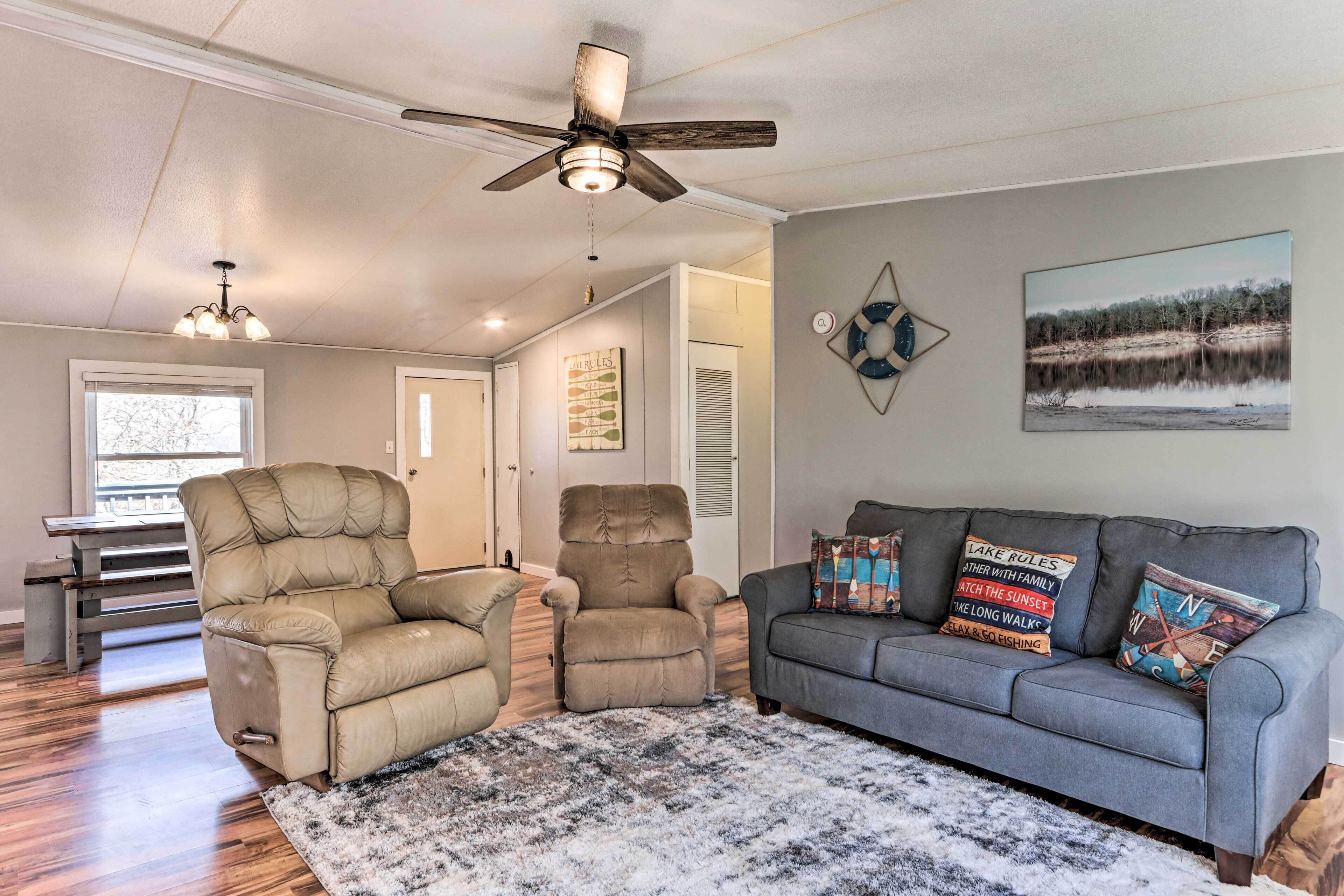 Pet-friendly Flemington Home w/ Lake Access!