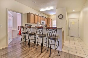Apartment (3 Bedrooms) | Interior - Pool Access & Private Patio: Branson West Condo! (Branson West)