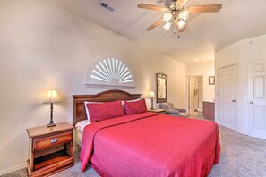 Apartment (3 Bedrooms) | Interior - Pool Access & Private Patio: Branson West Condo! (Branson West)
