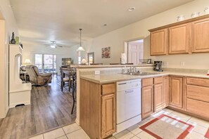 Apartment (3 Bedrooms) | Interior - Pool Access & Private Patio: Branson West Condo! (Branson West)