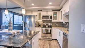 Private kitchen - Seaside Condo w/ Pool, Balcony & Beach Access! (Seaside)