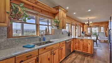 Nhà (3 Bedrooms) | Nội thất