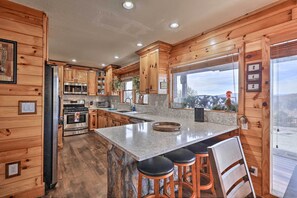 House (3 Bedrooms) | Interior - Mtn Views & Fire Pit: Rustic Piney Creek Cabin (Piney Creek)