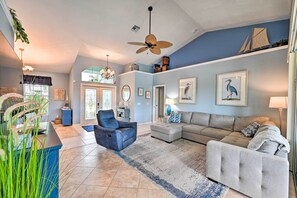 House (3 Bedrooms) | Interior