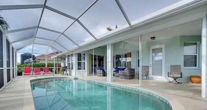 Marco Island Home w/ Southwest Sun & 2 Mi to Beach