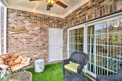 3 Mi to Ocean: Myrtle Beach Condo w/ Pool Access!