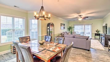 Íbúð (3 Bedrooms) | Að innan