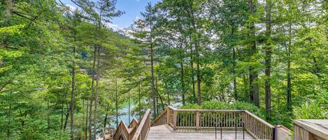 House (3 Bedrooms) | Outdoor spa tub