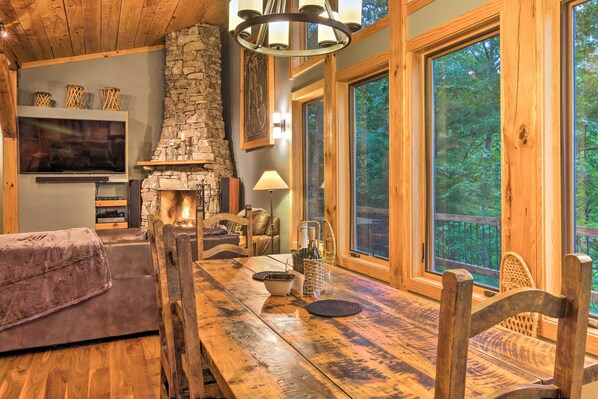 House (2 Bedrooms) | Interior - Peaceful Stony Point Getaway w/ Hot Tub & Views! (Brevard)