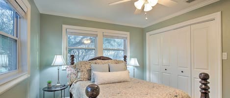 House (5 Bedrooms) | Interior