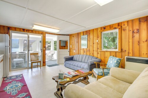 Lake Stinson Cottage w/ Sunroom & Shared Dock!