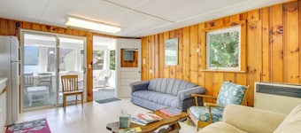 Lake Stinson Cottage w/ Sunroom & Shared Dock!
