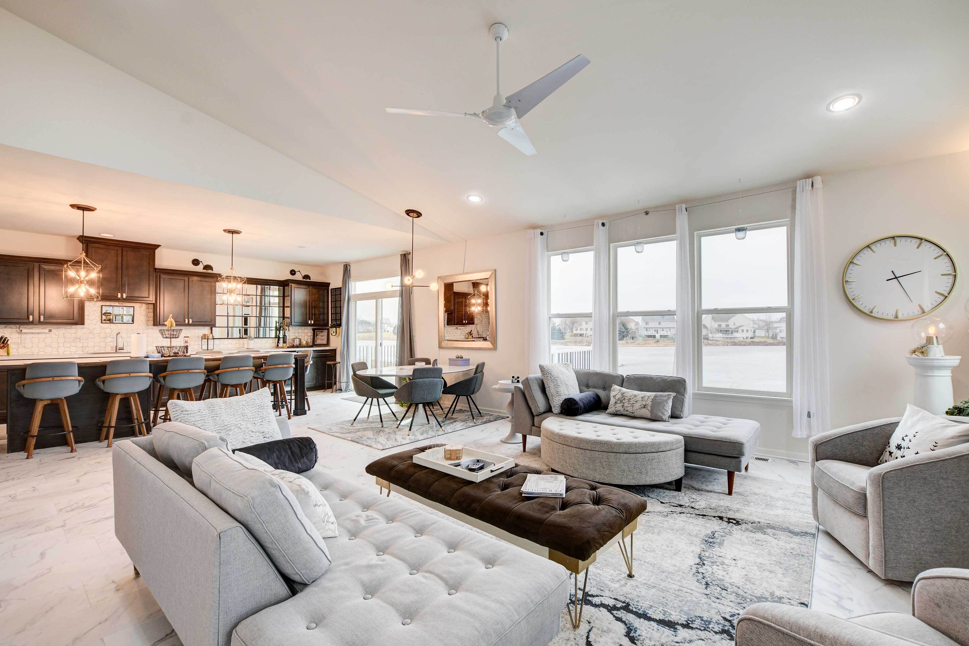 Spacious Waterfront Yorkville Getaway w/ Yard