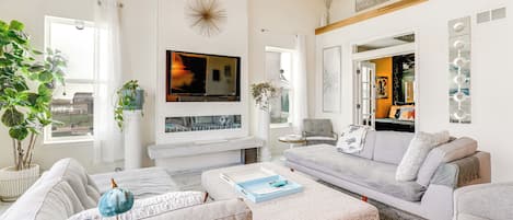 TV, fireplace, DVD player