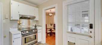 Quaint Goldsboro Home w/ Screened-in Porch!