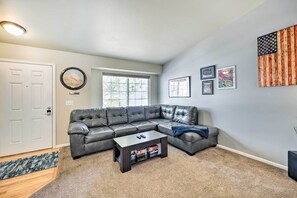 House (3 Bedrooms) | Interior - Colorado Springs Vacation Home - Walk to Park (Colorado Springs)