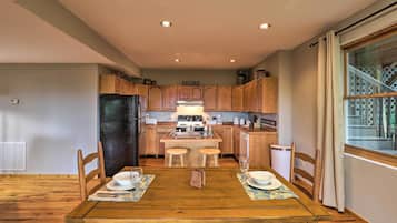 บ้านพัก (2 Bedrooms) | ภายใน