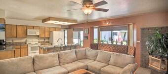 Sunny Home w/ Patio < 10 Mi to Lake Coeur D'alene