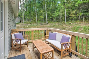 Terrace/patio - Stunning New Market Home w/ Mtn Views & Hot Tub! (Edinburg)