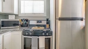House (1 Bedroom) | Interior - El Paso Apartment Stay w/ Smart TV! (El Paso)