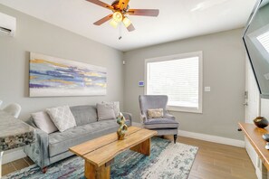 House (1 Bedroom) | Front of property