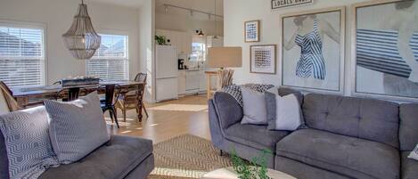 Cottage (2 Bedrooms) | Front of property