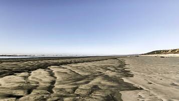 Cottage (2 Bedrooms) | Interior