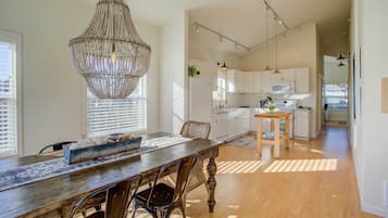 Cottage (2 Bedrooms) | Interior