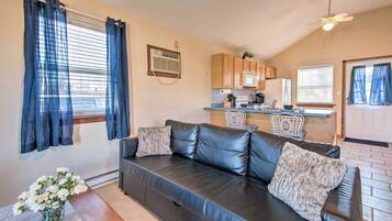 House (0 Bedroom) | Interior