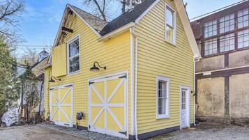 House (0 Bedroom) | Interior