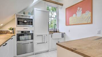 House (0 Bedroom) | Interior