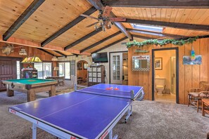 Interior - Gorgeous Oakhurst Retreat w/ Swimming Hole! (Oakhurst)