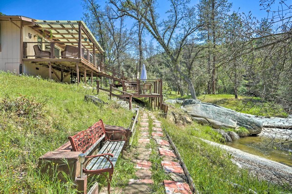 Interior - Gorgeous Oakhurst Retreat w/ Swimming Hole! (Oakhurst)