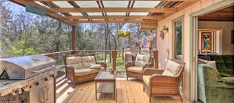 Gorgeous Oakhurst Retreat w/ Swimming Hole!
