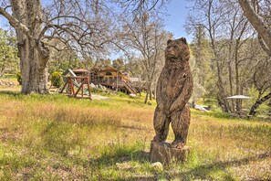 Interior - Gorgeous Oakhurst Retreat w/ Swimming Hole! (Oakhurst)