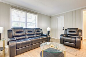 Interior - Charming Gulfport Home ~ 2 Mi to Marina (Gulfport)