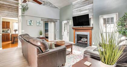 Grill, Yard & Fire Pit: Huntsville Gem w/ Views