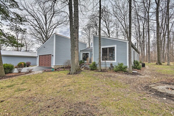 Interior - All-season Indian Lake Home w/ Covered Deck! (Huntsville)