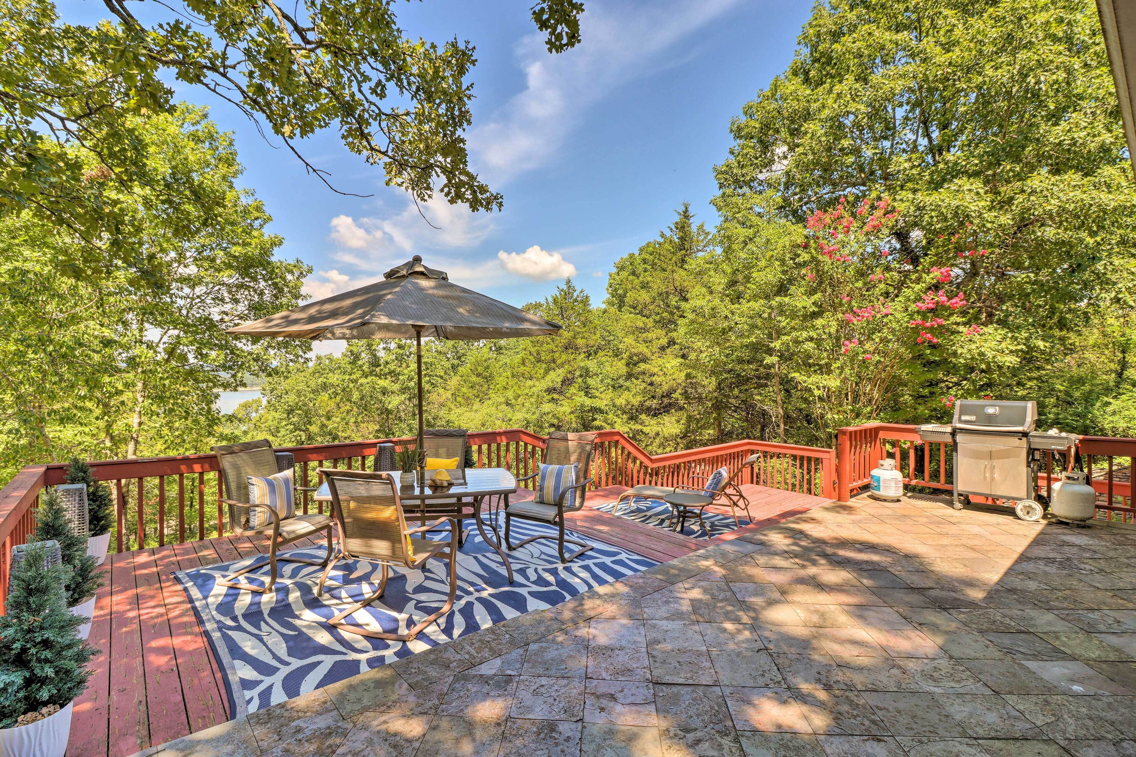 Norfork Lake Getaway: Deck, 6 Mi to Main St!