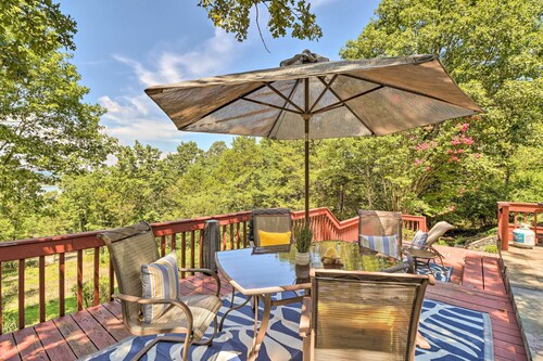 Norfork Lake Getaway: Deck, 6 Mi to Main St!