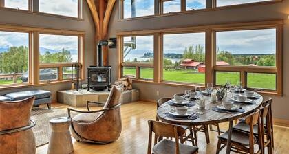 Home w/ Kachemak Bay View - 5 Miles to Downtown!