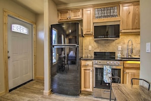 Apartment (1 Bedroom) | Interior