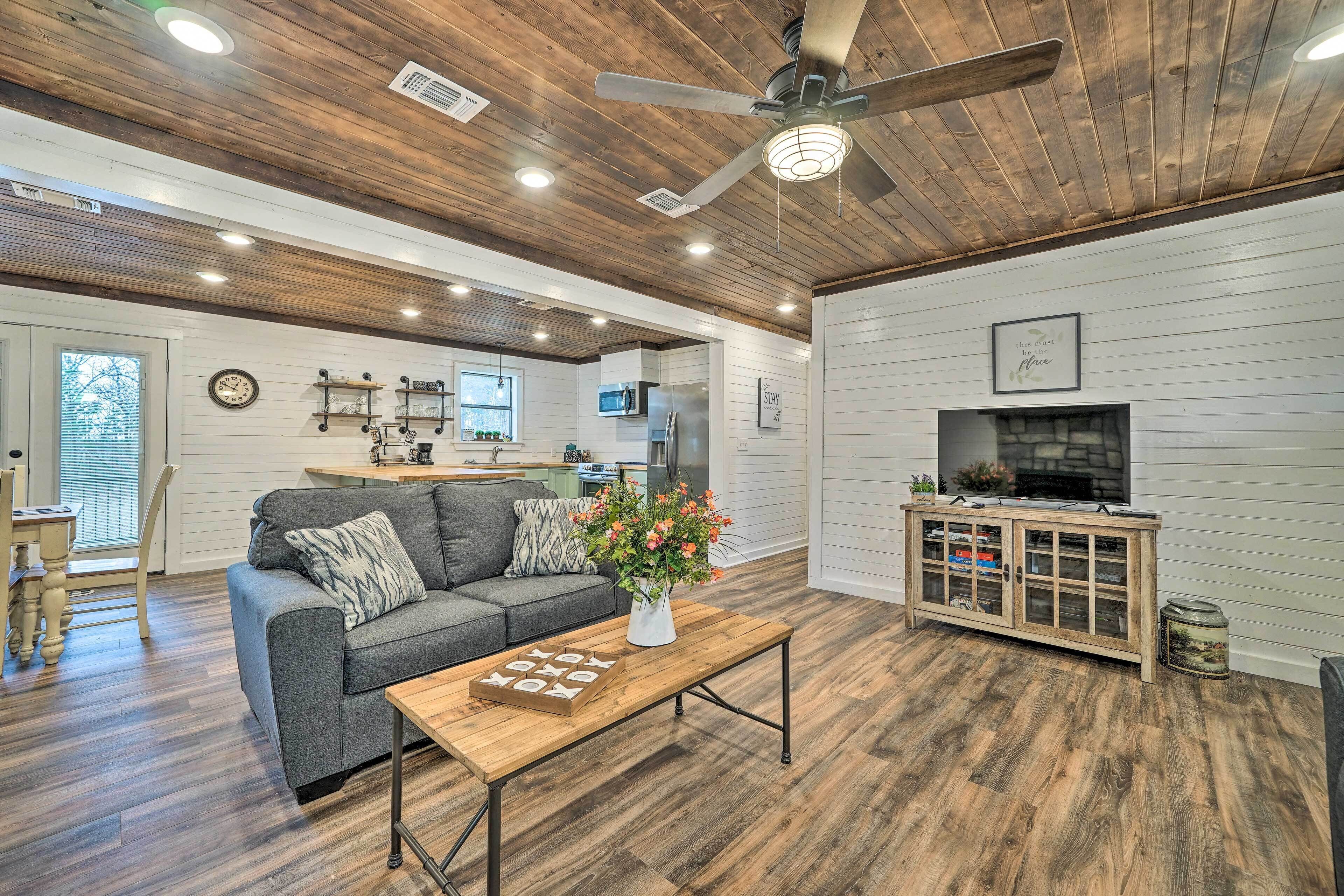 Updated Family Home, 20 Mi to Broken Bow Lake!