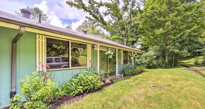 Furnished Deck + Home Gym: Bakersville Retreat!