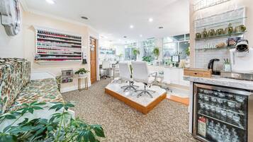 Apartment (0 Bedroom) | Interior