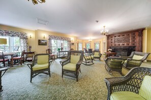 Apartment (0 Bedroom) | Interior - Experience Chautauqua! Newly Renovated Studio (Mayville)