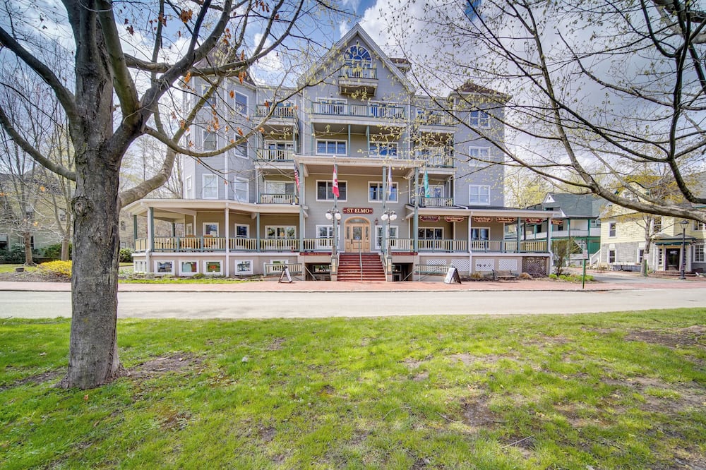 Experience Chautauqua! Newly Renovated Studio - Charlotte Center, NY