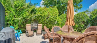 Home in The Villages w/ Lanai & Private Hot Tub!