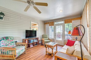 House (2 Bedrooms) | Interior - Home in The Villages w/ Lanai & Private Hot Tub! (The Villages)