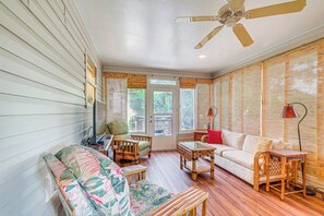 House (2 Bedrooms) | Interior - Home in The Villages w/ Lanai & Private Hot Tub! (The Villages)